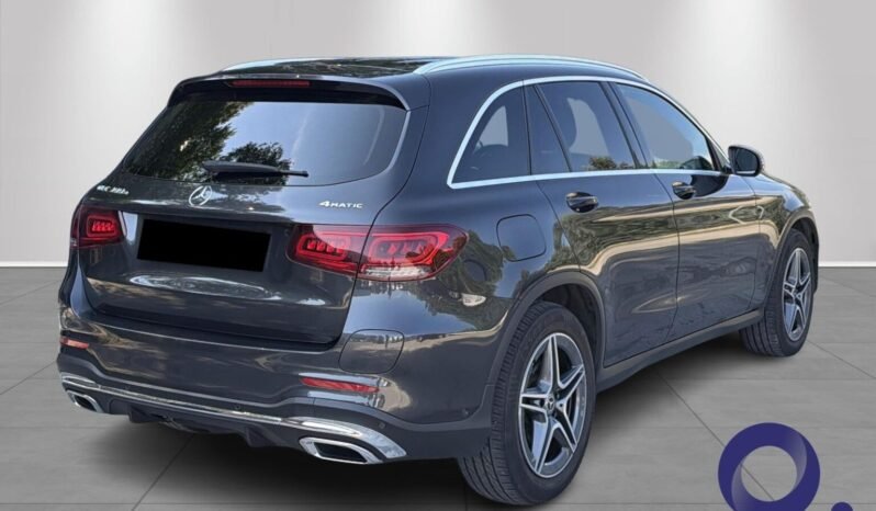 
								Mercedes-Benz GLC 300 de 4MATIC AMG Line full									