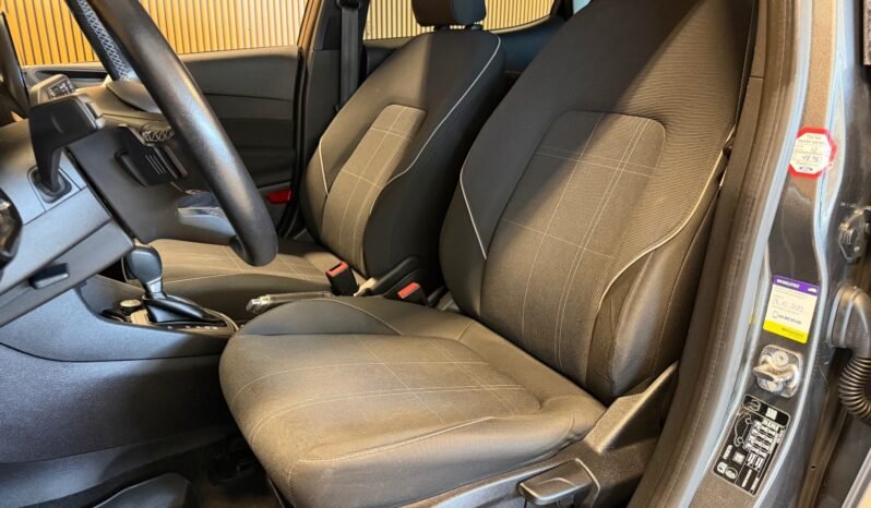 
								Ford Fiesta 1.0 EcoBoost 100 ch | Automatique | Navigation | Caméra | Climatisation | S+V | EU OK Janvier 2027 full									