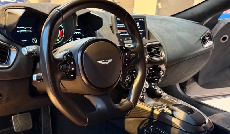 
								Aston Martin Vantage 4.0 V8 510 ch, Caméra, Sièges 16 positions, Carbone, Sport, Norvégien full									
