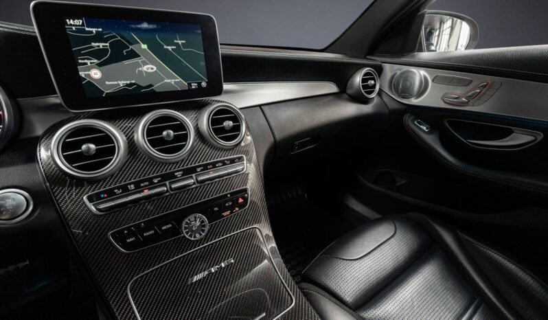
								Mercedes-AMG C 63 476 ch | V8 Biturbo | Échappement Sport | Panoramique | Burmester | Pack Nuit full									