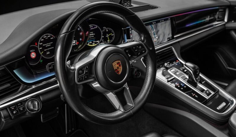 
								Porsche Panamera 4 E-Hybrid SportDesign, 462 ch, ACC, Bose, Toit panoramique, Fermeture assistée, Échappement sport full									