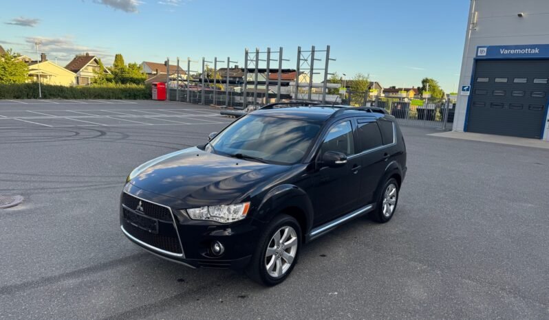 
								Mitsubishi Outlander 2.2 DI-D 156 ch 4×4 Automatique full									