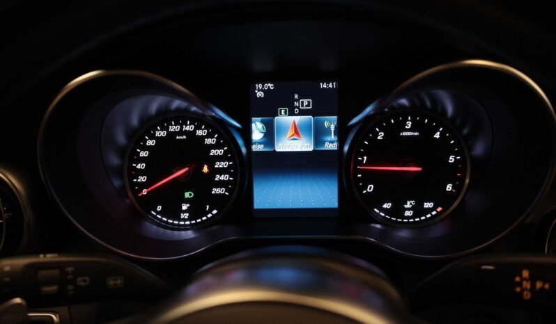 
								Mercedes-Benz C 220 d 4MATIC AMG | Burmester | Pano | Pack Nuit | Attelage | Facelift full									