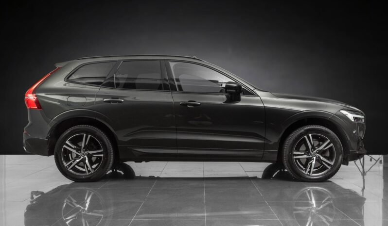 
								Volvo XC60 T6 Recharge AWD R-Design – ACC, Harman Kardon, VOC, Toit panoramique, Hayon électrique, Norvégien full									