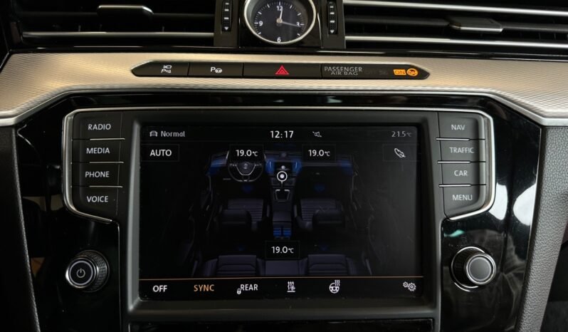 
								Volkswagen Passat Variant 2.0 TDI 190 ch 4MOTION — 2016 full									
