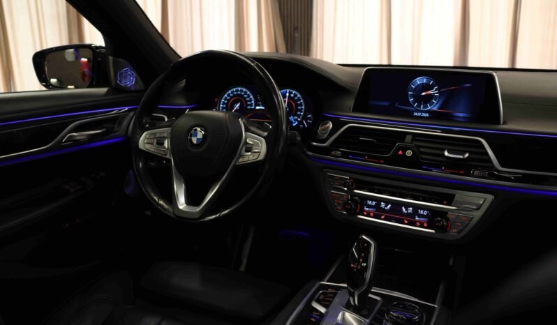 
								BMW 740Le xDrive iPerformance M Sport | HUD | ACC | Soft-Close | Pano | Laser | B&W full									