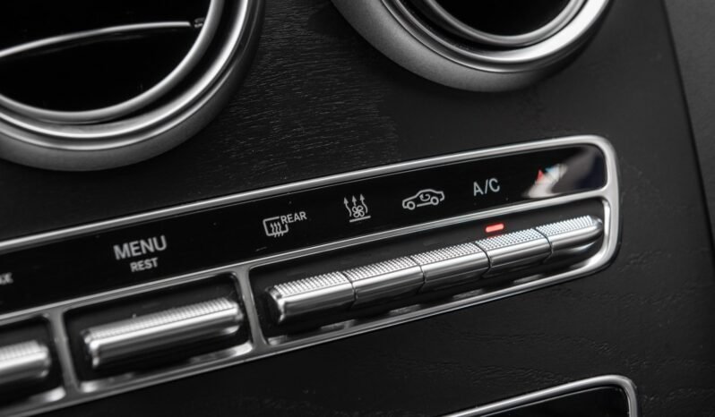 
								Mercedes-Benz C 300 2x AMG, 360°, Distronic, Burmester, Cuir, Toit panoramique, Pack Nuit full									