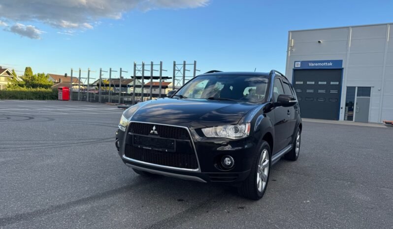 
								Mitsubishi Outlander 2.2 DI-D 156 ch 4×4 Automatique full									