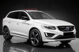 Volvo XC60 D5 215 ch Polestar R-Design – Régulateur de vitesse adaptatif – Navigation – Cuir – Harman Kardon – Toit panoramique – HFes