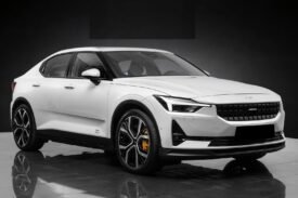 Polestar 2 Long Range AWD Performance 408 ch, ACC, Caméra 360°, Harman Kardon, Toit panoramique, 1 Propriétaire