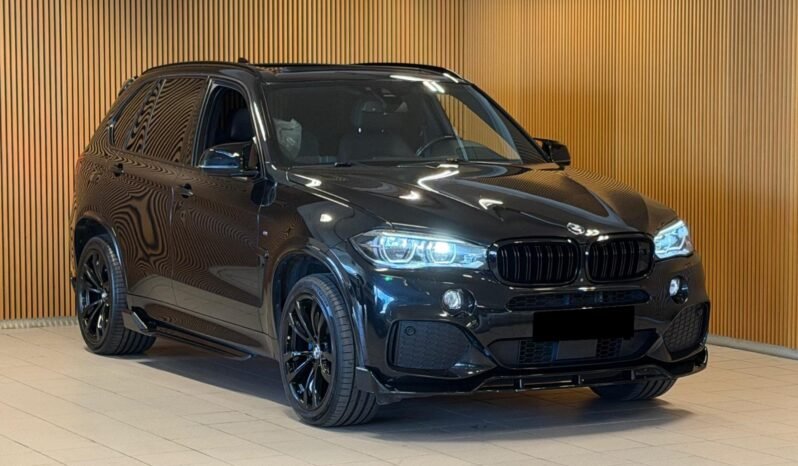 
								BMW X5 xDrive30d 3.0 258 ch M Sport | Vision Nocturne | Cuir | Attelage | 4×4 | Automatique full									