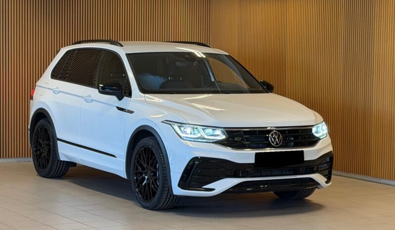 
								Volkswagen Tiguan R-Line 2.0 TDI 200 ch | 4MOTION | DSG | ACC | Caméra | Navigation | Origine Norvégienne full									