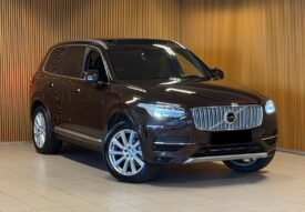 Volvo XC90 T8 Inscription AWD | 462 ch | Cuir | Panoramique | Air | Crochet