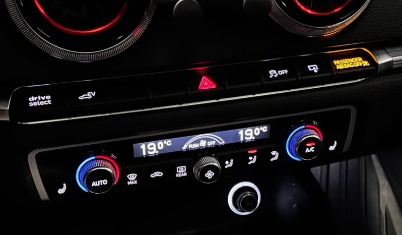 
								Audi A3 Sportback e-tron 2017 full									