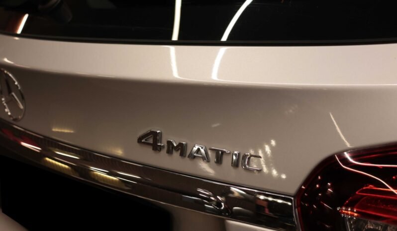
								Mercedes-Benz GLA 220 4MATIC | 184 ch | LED | Caméra de recul | DAB | Navigation | Keyless | Crochet d’attelage full									