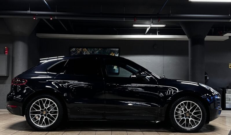 
								Porsche Macan S 211 ch – PASM – ACC – PANO – BOSE – WEBASTO – ATTELAGE full									