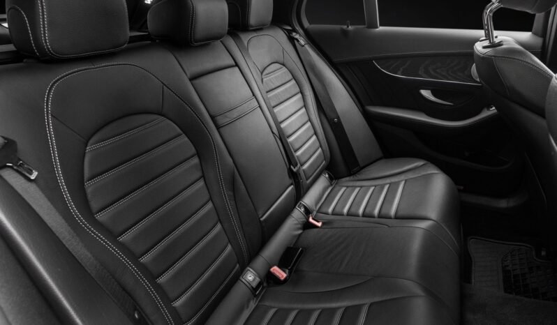 
								Mercedes-Benz C 300 2x AMG, 360°, Distronic, Burmester, Cuir, Toit panoramique, Pack Nuit full									