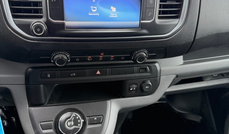 
								Toyota Proace 2.0 D-4D 177 ch automatique full									