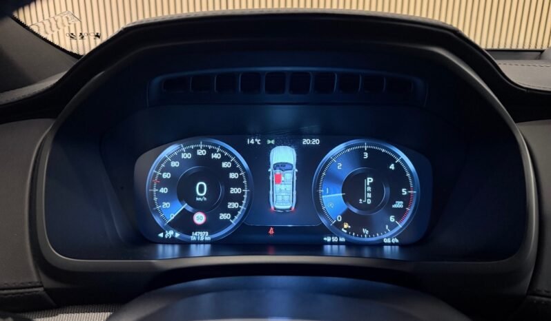 
								Volvo XC90 D4 AWD 2016 190 ch full									