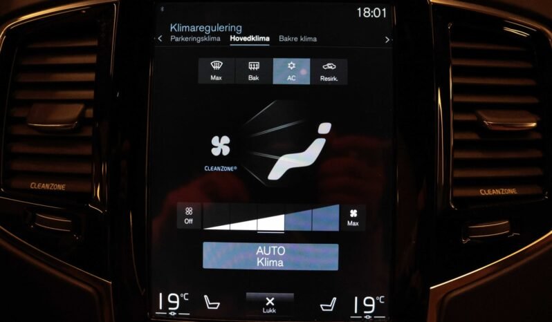 
								Volvo XC90 T8 AWD Inscription | 7 Places | Cuir | Air | B&W | ACC | Pano | Crochet full									