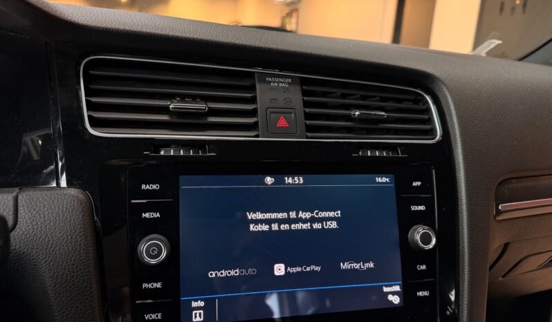 
								Volkswagen Golf VII GTE 1.4 TSI – HYBRIDE – DSG – CAMÉRA – CARPLAY – WEBASTO full									