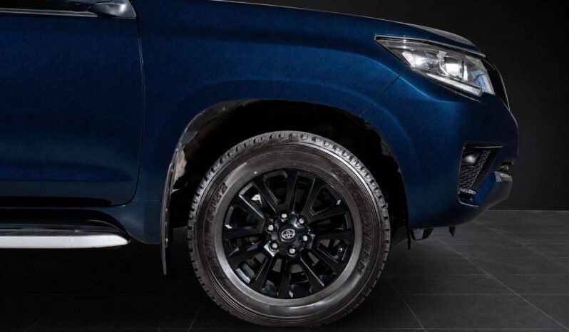 
								Toyota Land Cruiser 2.8 D-4D 204 ch GX | 7 places | Pack Noir | 360° | Cuir | Toit panoramique full									