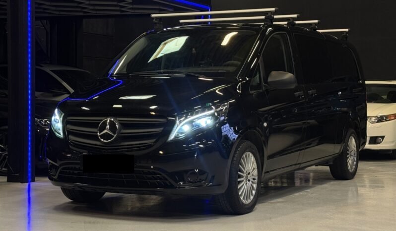 
								Mercedes-Benz Vito 119 CDI 4MATIC de 2023. full									