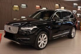 Volvo XC90 T8 AWD Inscription | 7 Places | Cuir | Air | B&W | ACC | Pano | Crochet