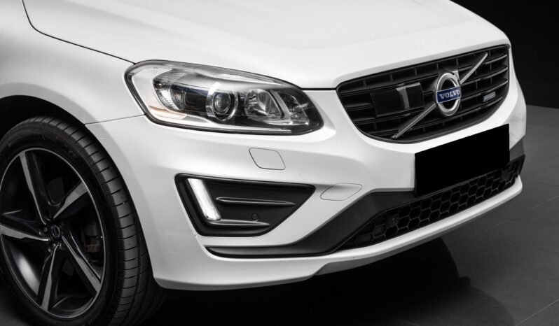 
								Volvo XC60 D5 215 ch Polestar R-Design – Régulateur de vitesse adaptatif – Navigation – Cuir – Harman Kardon – Toit panoramique – HFes full									