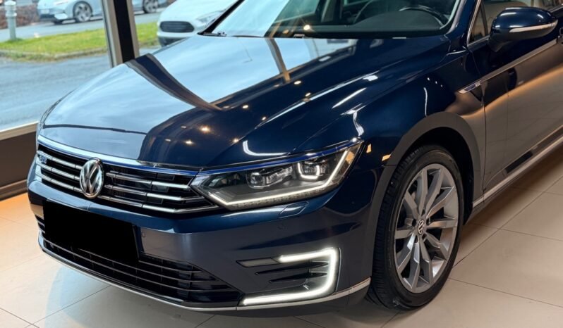 
								Volkswagen Passat GTE 272 ch Highline – Cuir/Alcantara, Toit panoramique, Attelage full									
