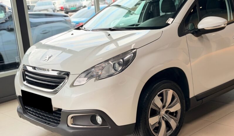 
								Peugeot 2008 1.2 PureTech 110 ch – Automatique, DAB, Toit panoramique, LED full									
