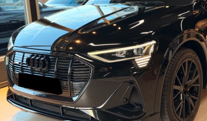 
								Audi e-tron Sportback 55 ÉDITION NOIRE — VISION NOCTURNE • CUIR • B&O • CLIMATISATION • GARANTIE full									