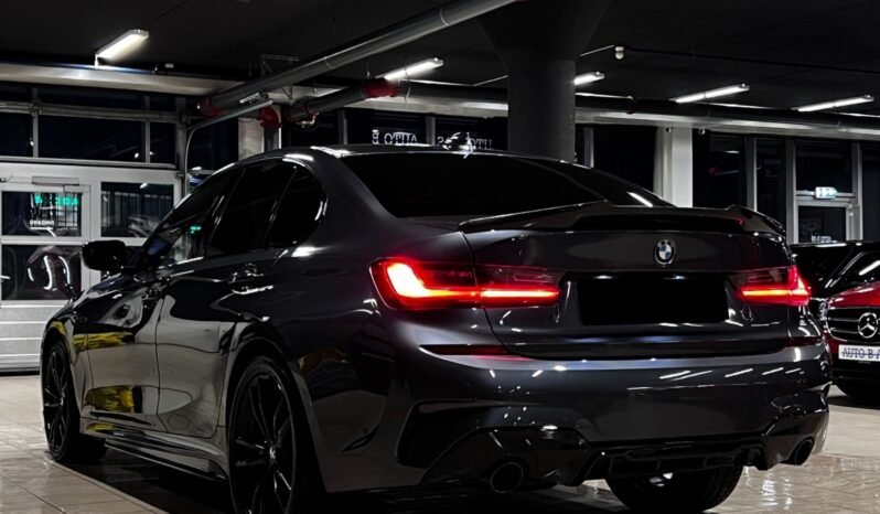 
								BMW 330e M Sport — 2020 full									