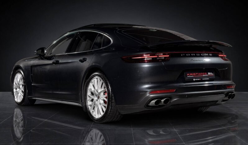 
								Porsche Panamera Turbo 550 ch | Sport Chrono | Burmester | PAW | Essieu arrière directionnel | Soft Close | Night Vision full									