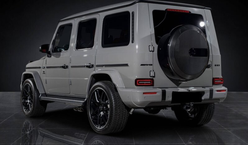 
								Mercedes-AMG G 63 605 ch | V8 Biturbo | 4MATIC | Mild-Hybrid | AMG Performance | Équipement haut de gamme full									