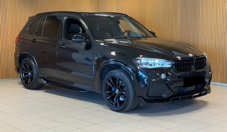 
								BMW X5 xDrive30d 3.0 258 ch M Sport | Vision Nocturne | Cuir | Attelage | 4×4 | Automatique full									