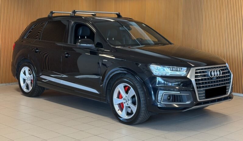 
								Audi Q7 3.0 TDI e-tron quattro | 373/386 ch | Matrix LED | Cuir | Bose | Navigation | Soft Close | Attelage full									