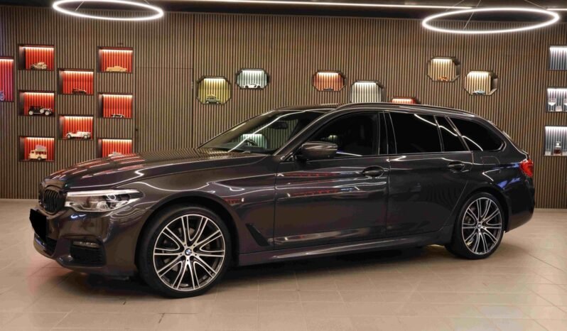 
								BMW 520d xDrive M Sport | 193 ch | HUD | ACC | Harman Kardon | Pano | Webasto full									