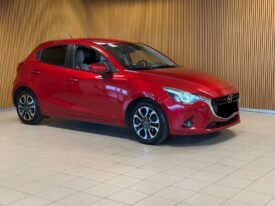 Mazda 2 1.5 Skyactiv-G 90 ch | Navigation | Régulateur de vitesse | Cuir | Boîte manuelle | S+V