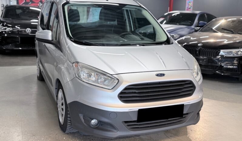 
								Ford Transit Courier 1.6 TDCi 95 ch 2015, avec boîte manuelle full									