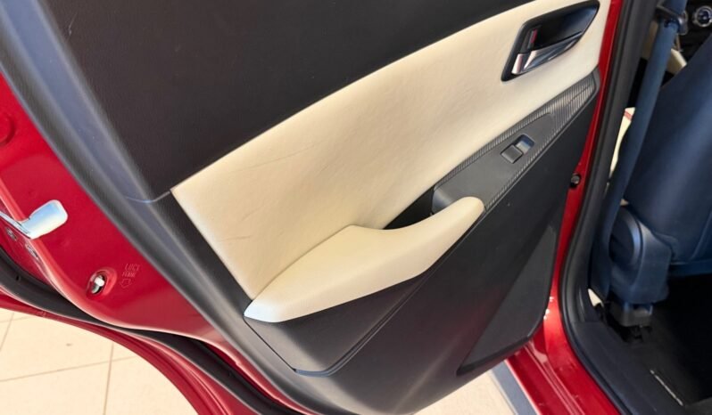 
								Mazda 2 1.5 Skyactiv-G 90 ch | Navigation | Régulateur de vitesse | Cuir | Boîte manuelle | S+V full									