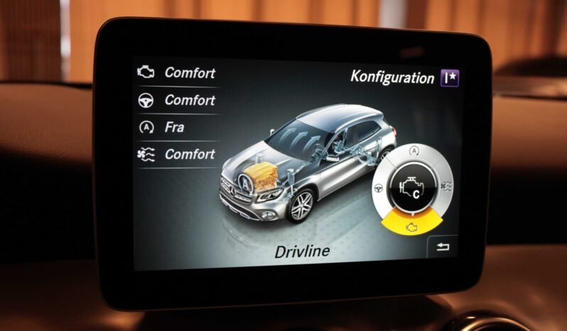 
								Mercedes-Benz GLA 220 4MATIC | 184 ch | LED | Caméra de recul | DAB | Navigation | Keyless | Crochet d’attelage full									