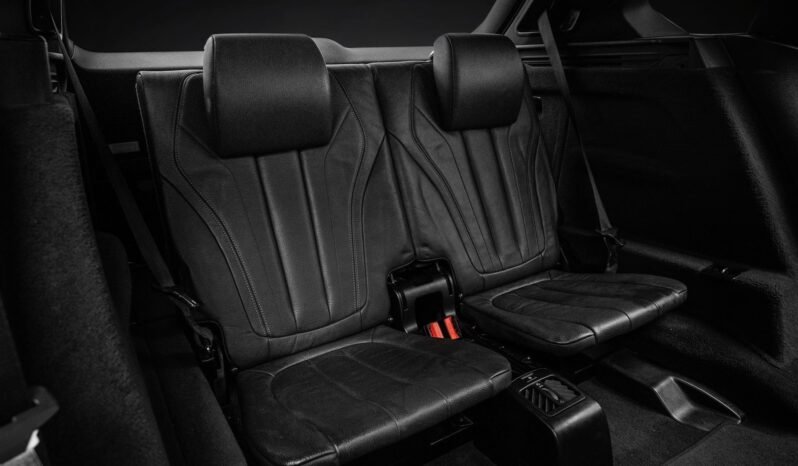 
								BMW X5 30d 258HK M-Sport, Affichage tête haute, Harman Kardon, toit panoramique, Webasto, HFest full									