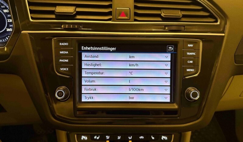 
								Volkswagen Tiguan 1.4 TSI 150 ch 4MOTION DSG | Cuir | Mémoire | Crochet | Webasto | Caméra | Navigation full									