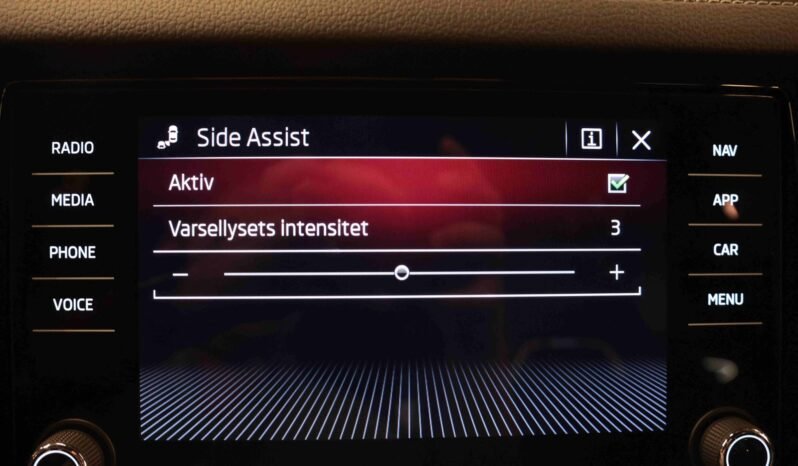 
								Škoda Kodiaq Sportline 2.0 TDI 200 ch 4×4 DSG | 7 Places | ACC | Crochet | Mémoire | KESSY | Webasto full									