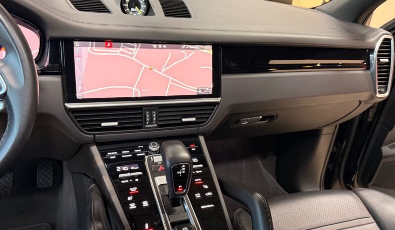 
								Porsche Cayenne E-Hybrid 476 ch – DESIGN SPORT – CUIR – BOSE – PANORAMIQUE – ESSIEU ARRIÈRE full									