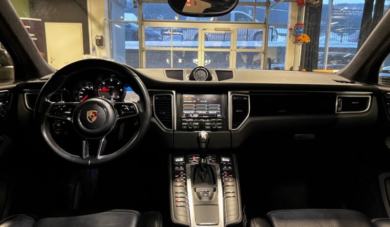 
								Porsche Macan S 211 ch – PASM – ACC – PANO – BOSE – WEBASTO – ATTELAGE full									