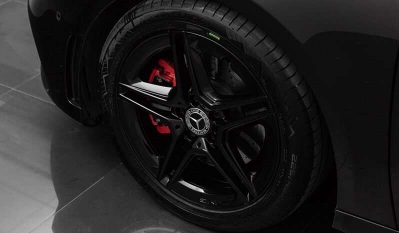 
								Mercedes-Benz A 220 190 ch 4MATIC 2x AMG – Widescreen, Distronic, Pack Nuit, 1 Propriétaire full									
