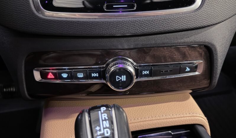 
								Volvo XC90 D4 XC90 190 ch Inscription 7 places full									