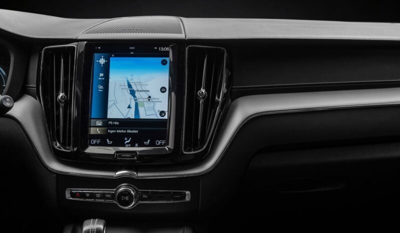 
								Volvo XC60 T6 Recharge AWD R-Design – ACC, Harman Kardon, VOC, Toit panoramique, Hayon électrique, Norvégien full									